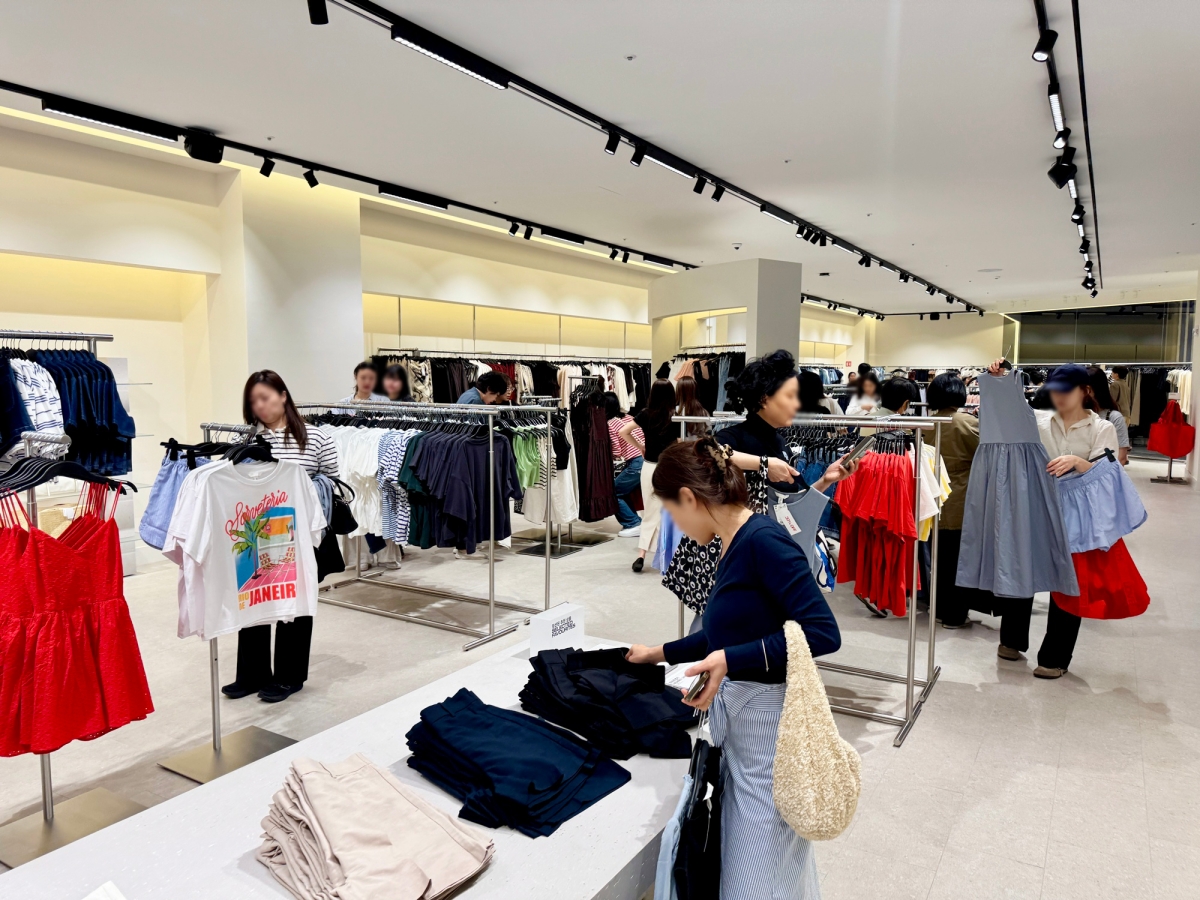 '6500억 호실적' 아이파크몰, 메가숍 · 패션 MD 흥행몰이 통했다 5666-Image